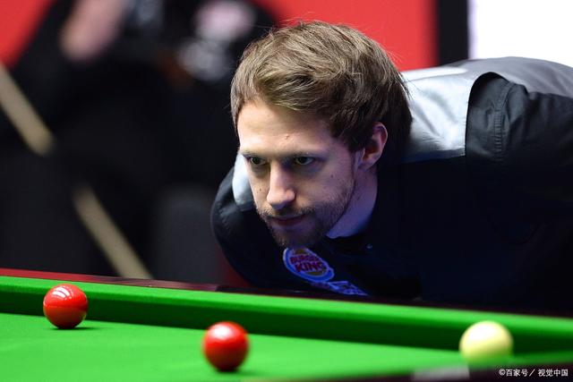 愿无大碍！莫兰特上篮被多尔特犯规 重摔倒地伤退离场