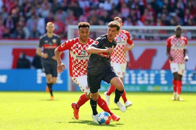 他们会在更 他们会在更