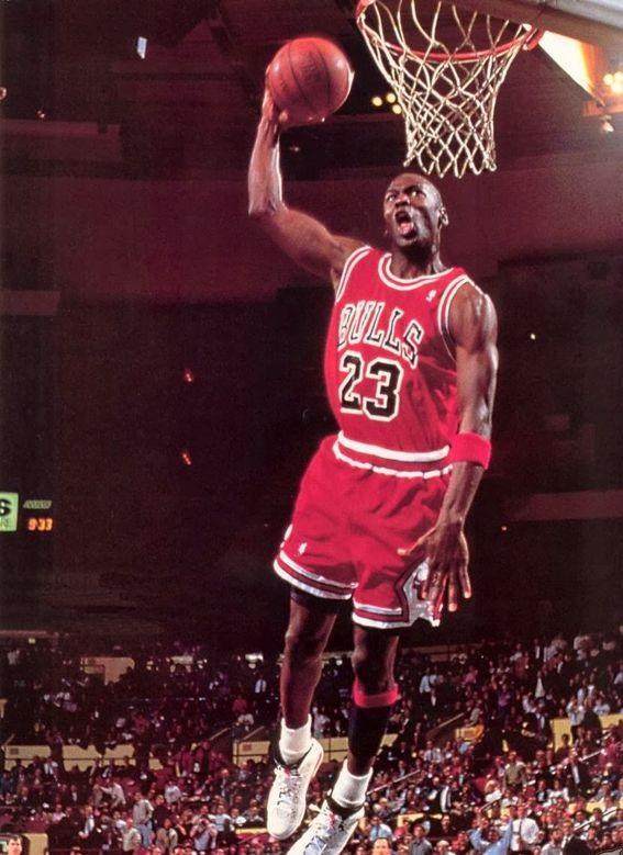 狙击蝴蝶啥时候能播到这儿，当时路透周柯宇陈妍希亲的太对味儿了